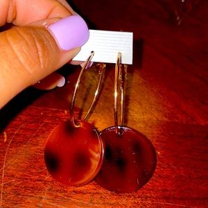 Hoops with round plastic